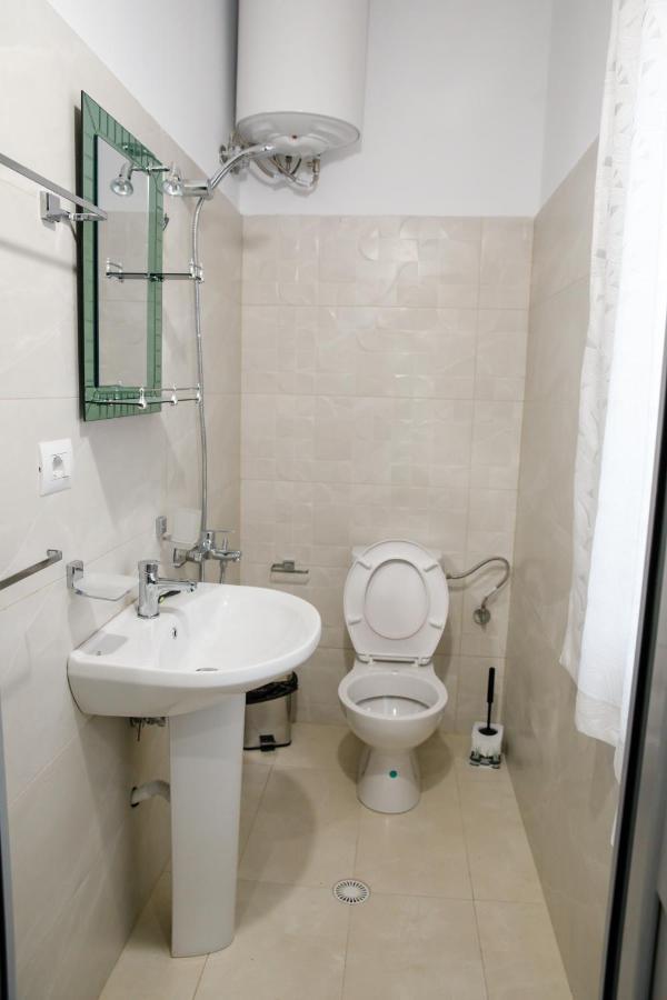 Logli Apartments Gjirokastër 外观 照片