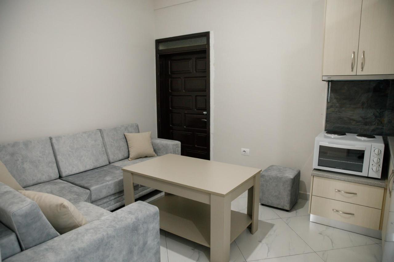 Logli Apartments Gjirokastër 外观 照片